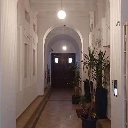 King18 * Budapeszt