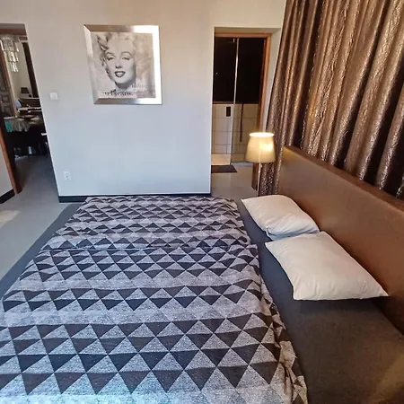 King18 * ブダペスト