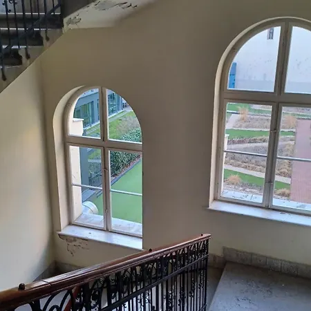Apartment King18 *