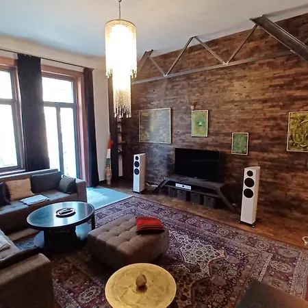 King18 * بودابست